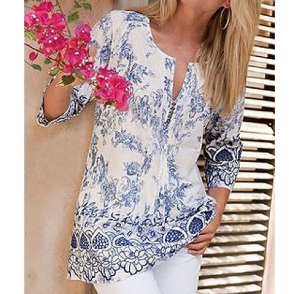 Soft Surroundings Tops - Soft Surroundings V-neck Embroidered Tunic